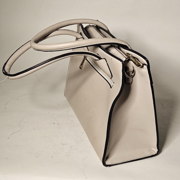 Tan Structured Tote Bag with Textured Surface and Trim. - Picture 3 of 11